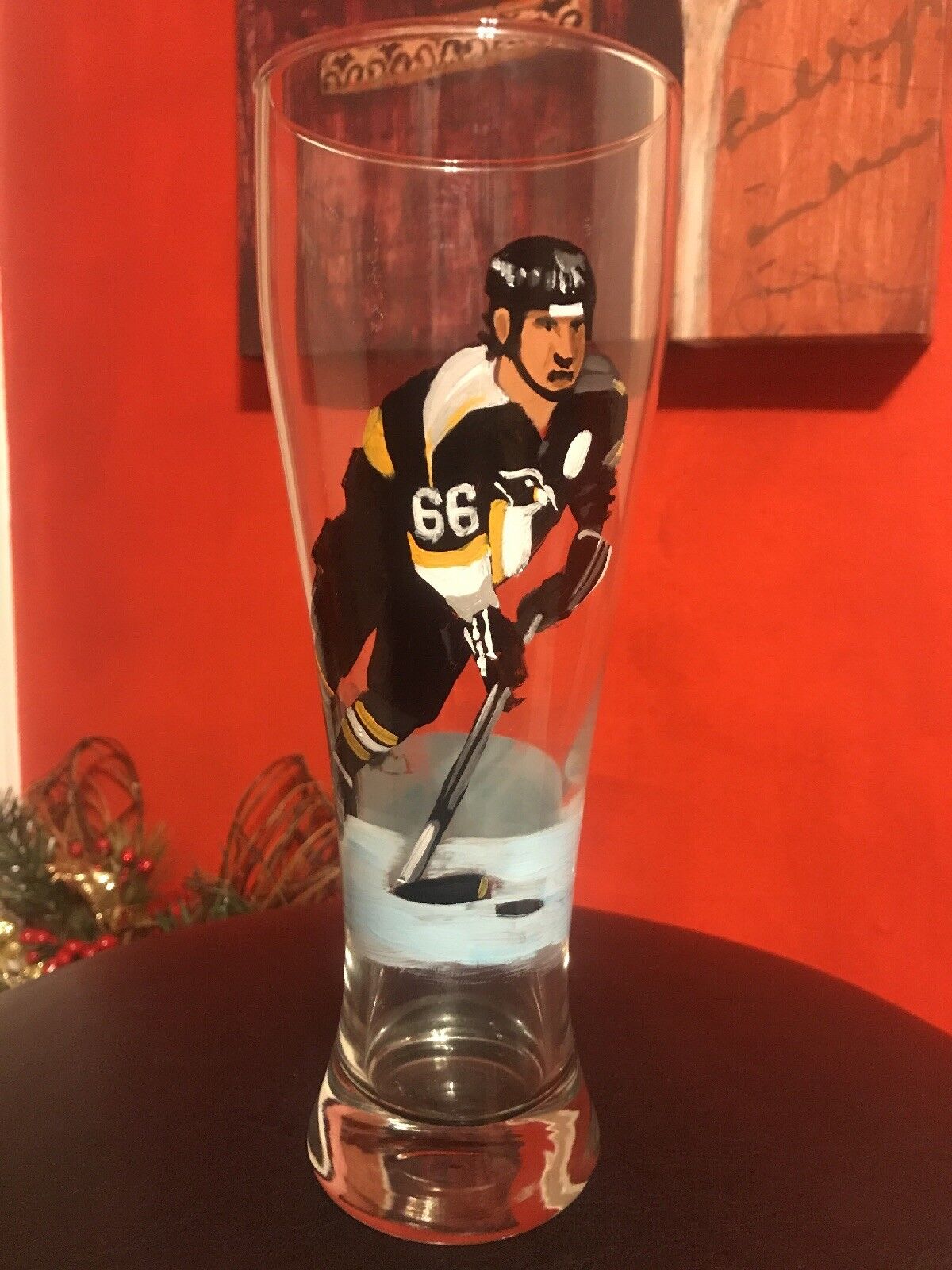 #66 Mario Lemieux PITTSBURGH PENGUIN GLASS (HandPainted)Retail $350 23oz NHL