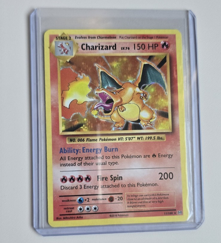 Pokemon TCG Charizard Evolutions 11/108 Holo Rare Pokemon TCG Charizard Evolutions 11/108 Holo Rare