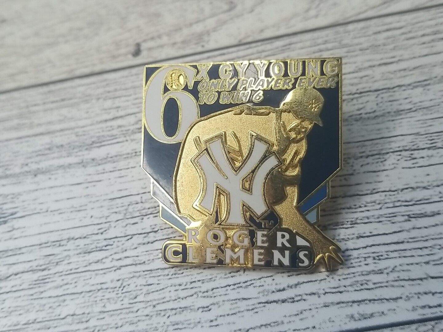 New York Yankees Roger Clemens 6x Cy Young Winner Collectible Lapel Hat Pin MLB