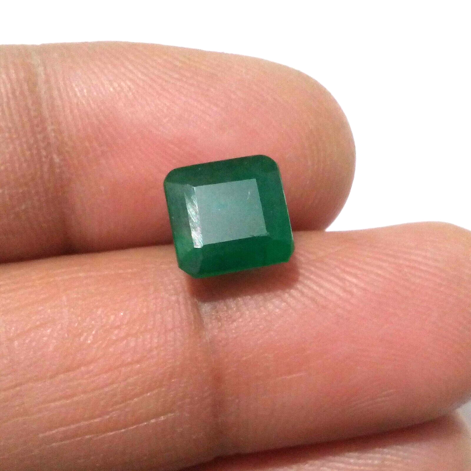 AAA+ Quality Zambian Emerald Faceted Emerald 4 Crt Gorgeous Green Loose Gemstone