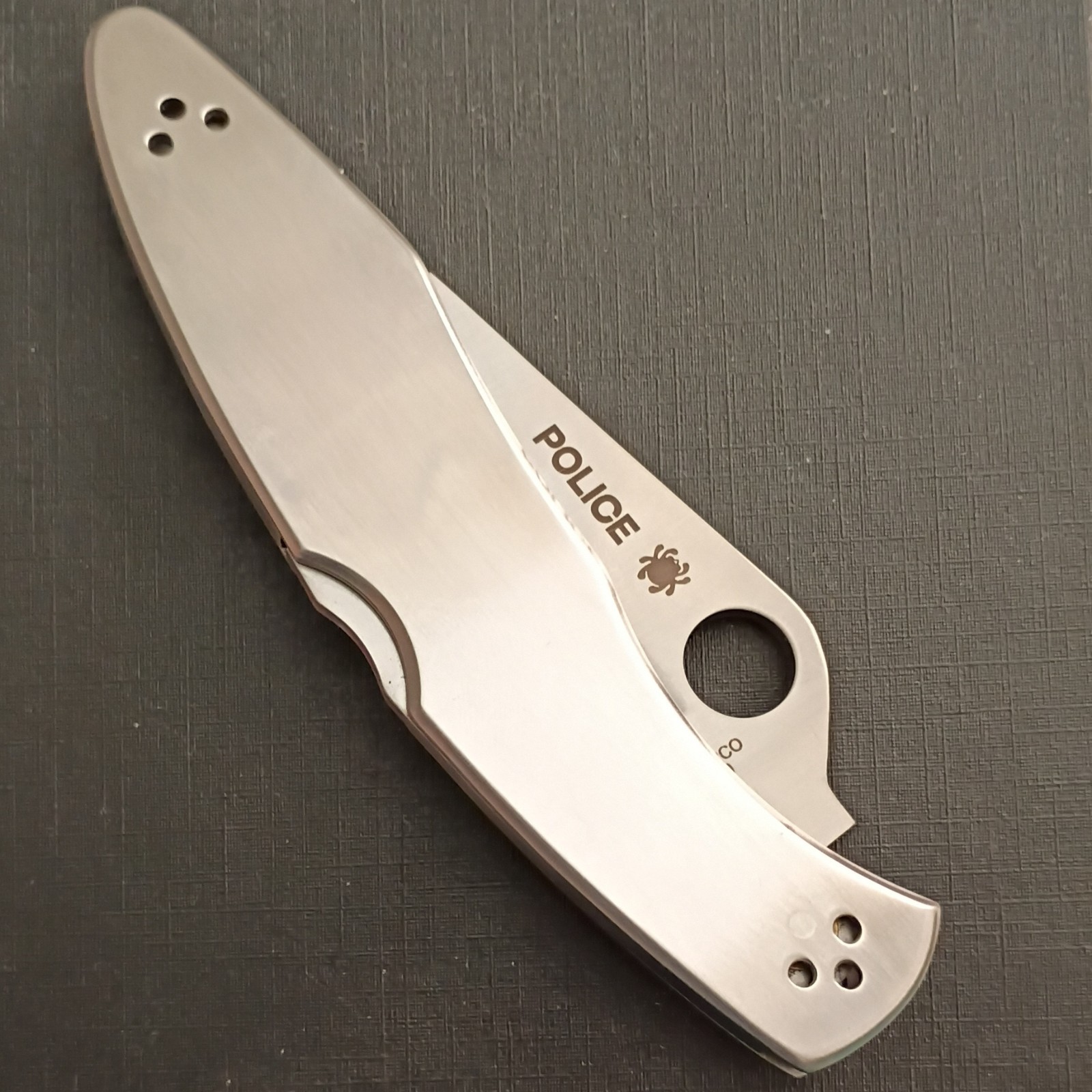 Spyderco Police Pocketknife VG-10 Stainless Steel Plain Edge Lockback Clip Point Spyderco Police Pocketknife VG-10 Stainless Steel Plain Edge Lockback Clip Point