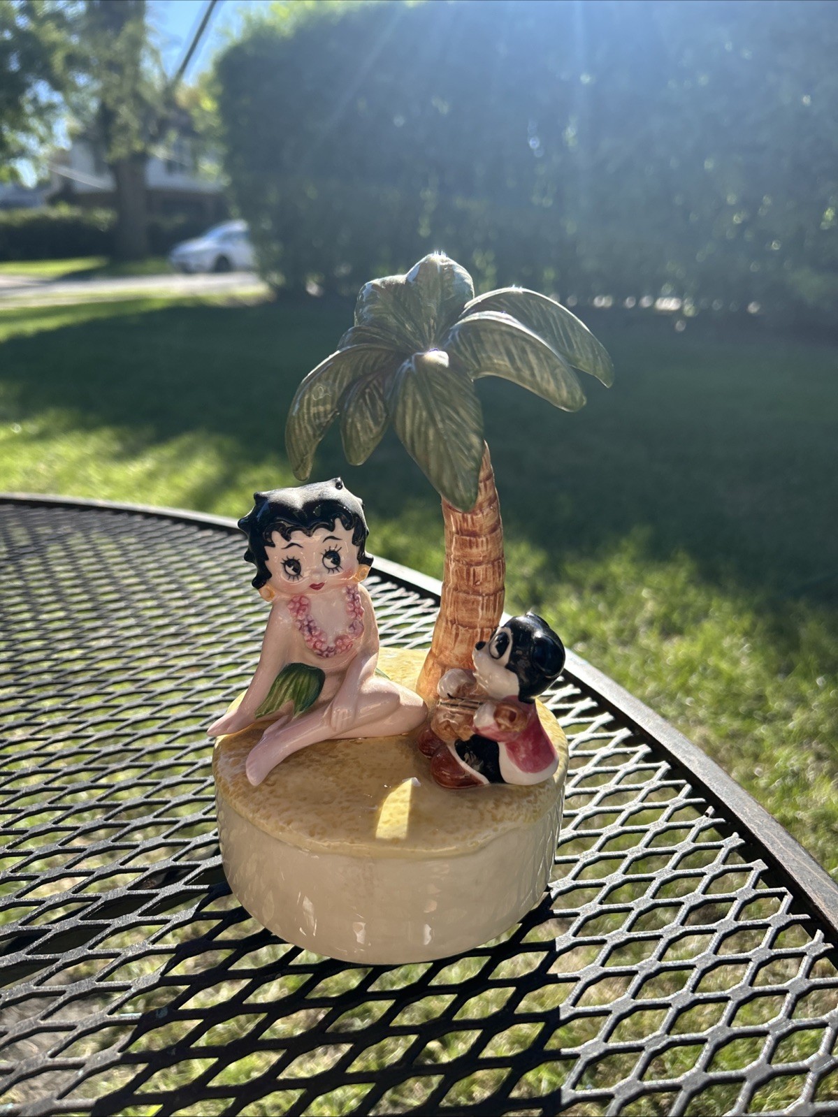 VTG Betty Boop w/ Dog Playing Guitar Music Box Vandor made in Japan HTF Works VTG Betty Boop w/ Dog Playing Guitar Music Box Vandor made in Japan HTF Works