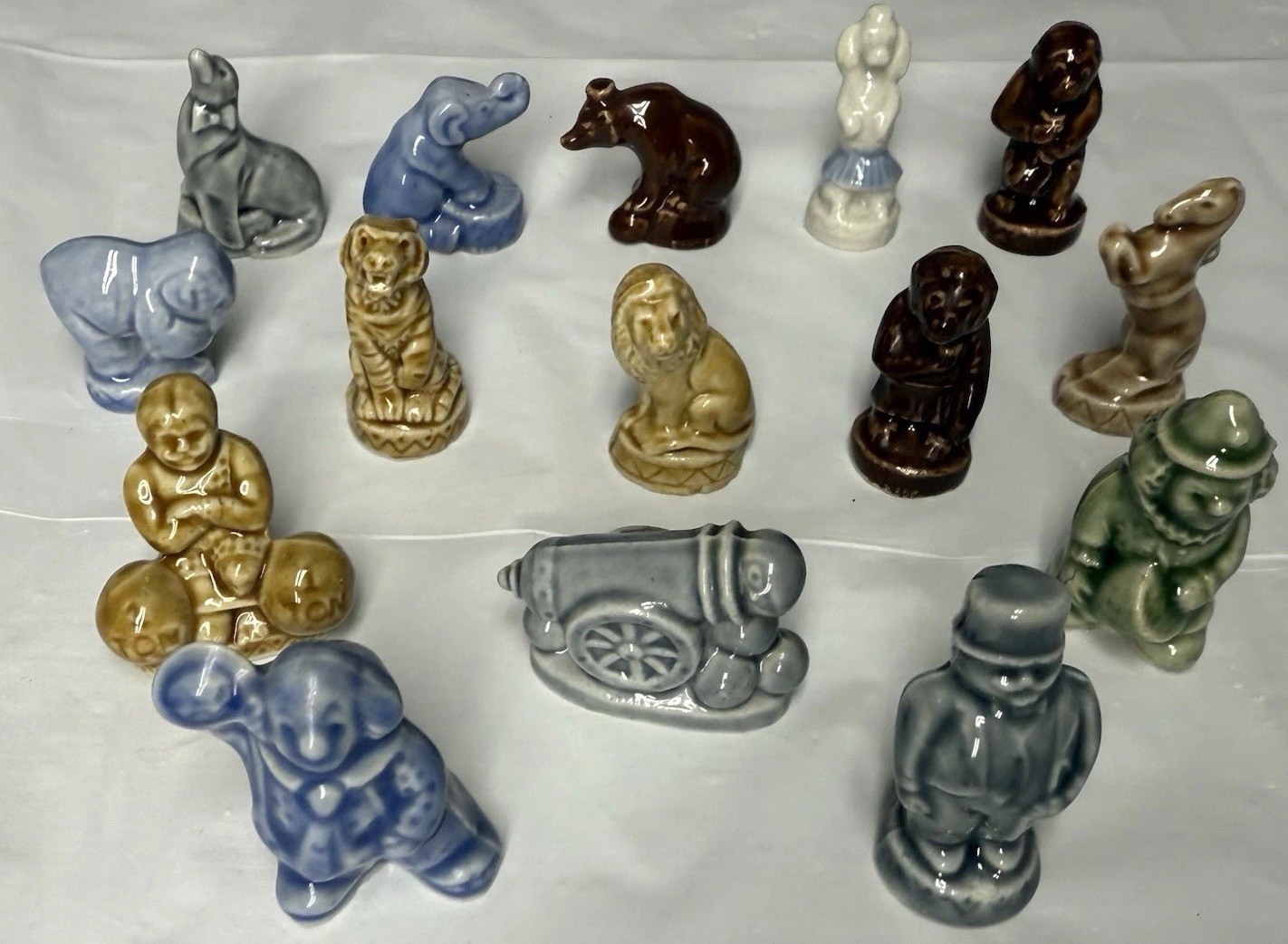 RRT Promo 93’ -98’- Circus Series by Wade of England, Complete Set - Near Mint + RRT Promo 93’ -98’- Circus Series by Wade of England, Complete Set - Near Mint +