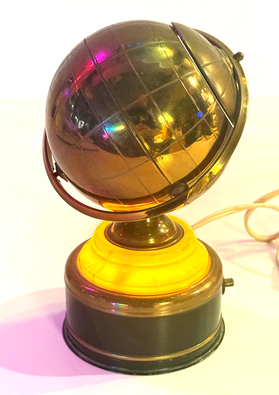 vtg 1950s 60s Earth Globe Light Cigarette Dispenser Holder Humidor NICE vtg 1950s 60s Earth Globe Light Cigarette Dispenser Holder Humidor NICE