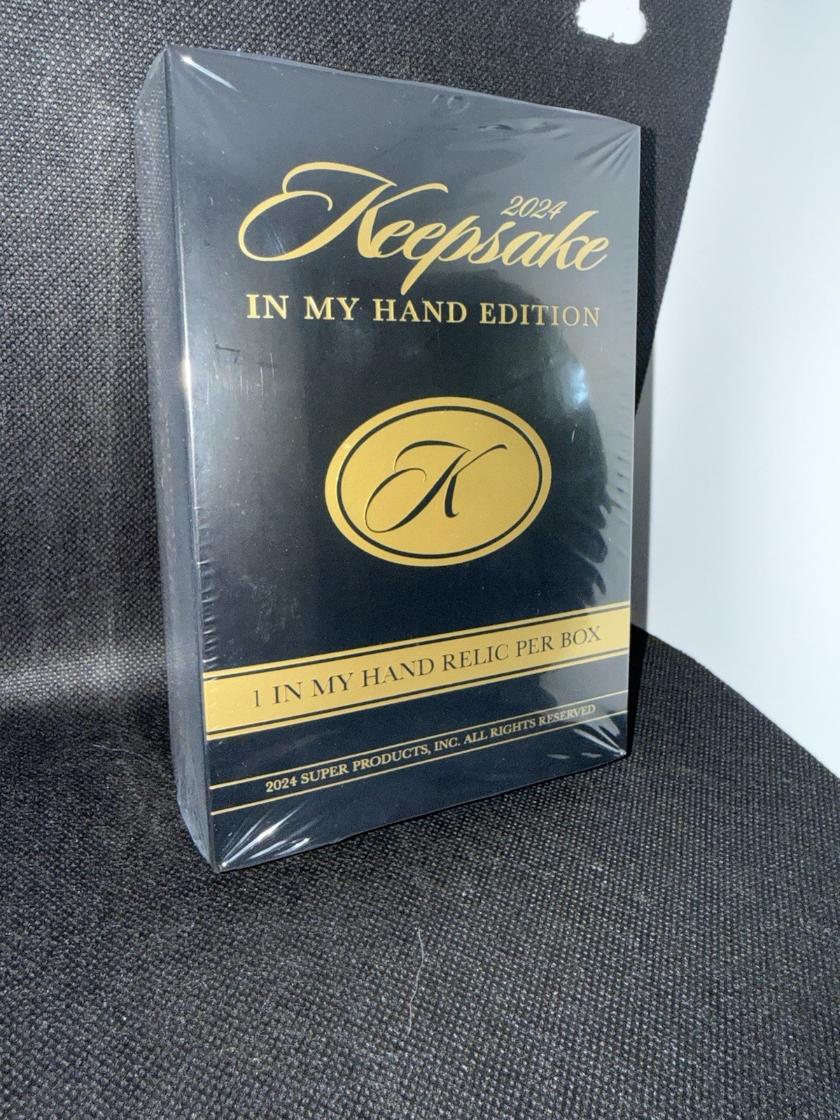 2024 - Super Break: Keepsake In My Hand Edition - Factory Sealed Box 2024 - Super Break: Keepsake In My Hand Edition - Factory Sealed Box
