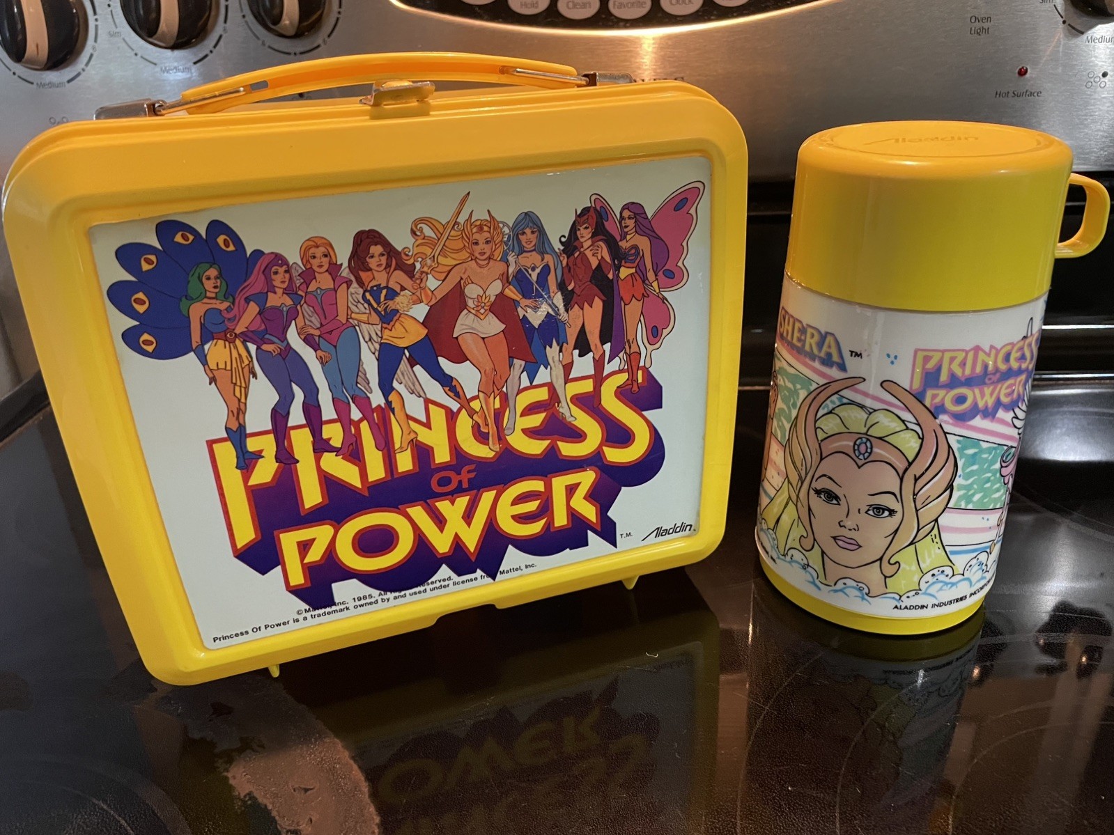 Vintage She-Ra Princess of Power Lunchbox Aladdin Mattell 1985 Yellow Rare Vintage She-Ra Princess of Power Lunchbox Aladdin Mattell 1985 Yellow Rare