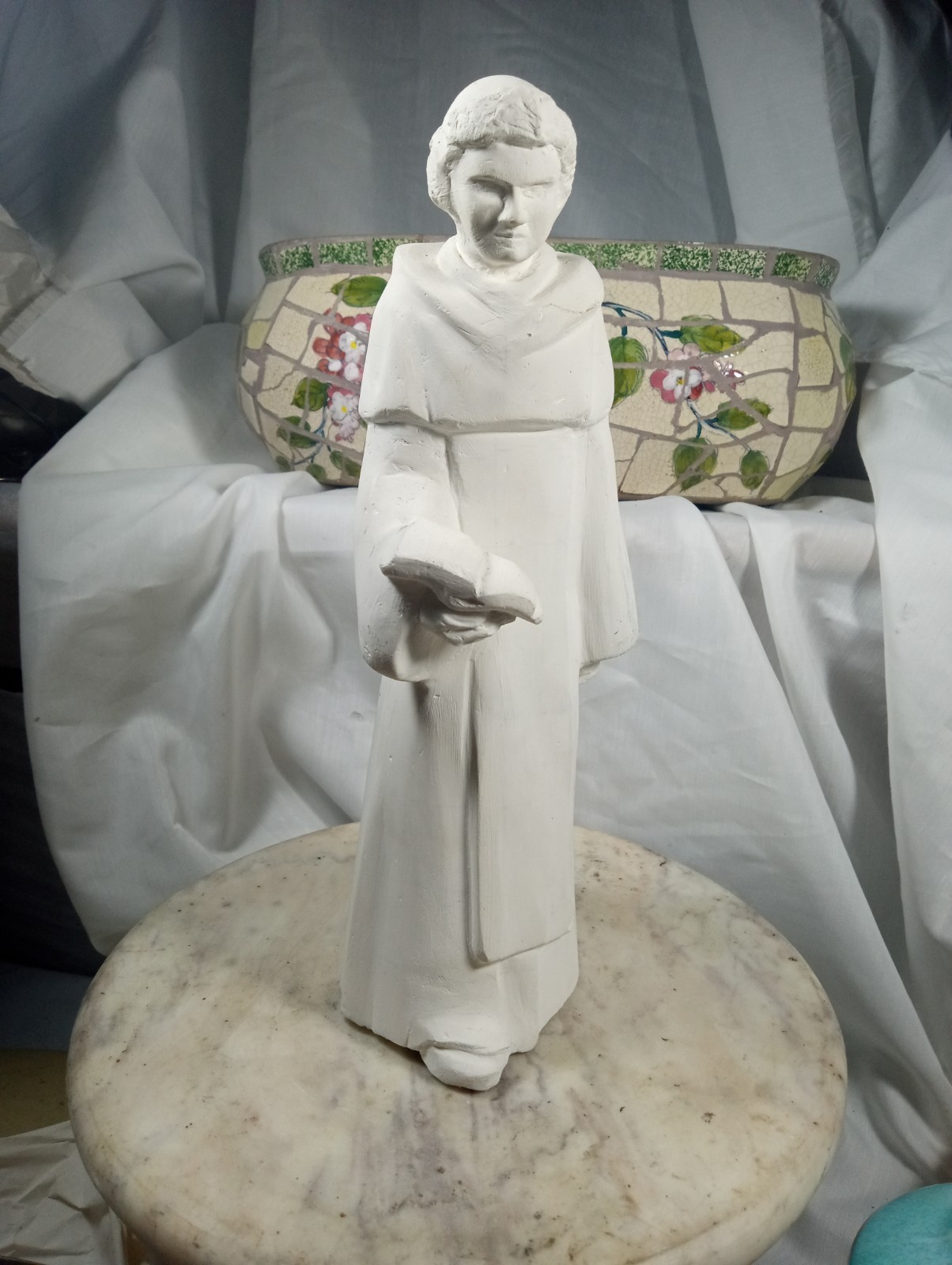 + Nice Older Plaster ? Statue of St. Francis Assisi + 10 3/4 Inches Tall + Nice Older Plaster ? Statue of St. Francis Assisi + 10 3/4 Inches Tall