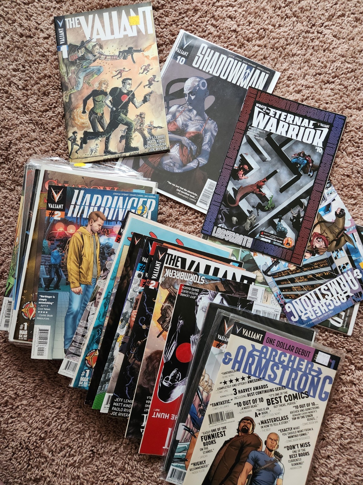 Lot 50 Valiant Comics. Harbinger. Archer. Shadowman Lot 50 Valiant Comics. Harbinger. Archer. Shadowman