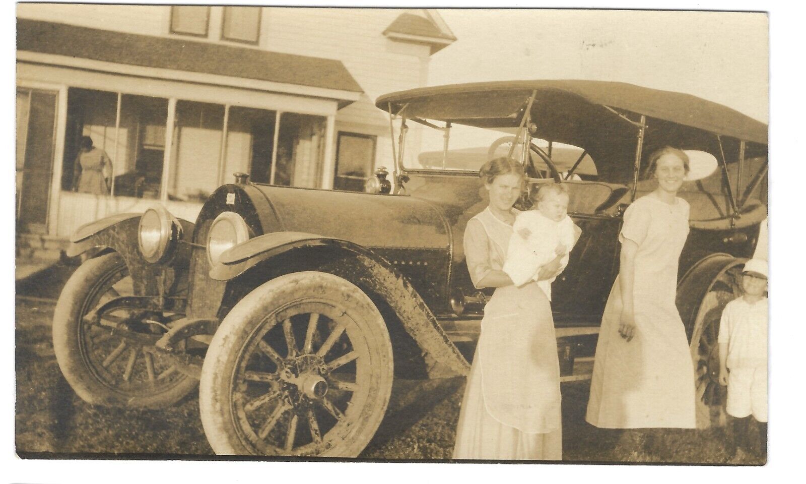 RPPC Postcard Women & Baby in Front of Model T Antique Car Automobile Unposted 
