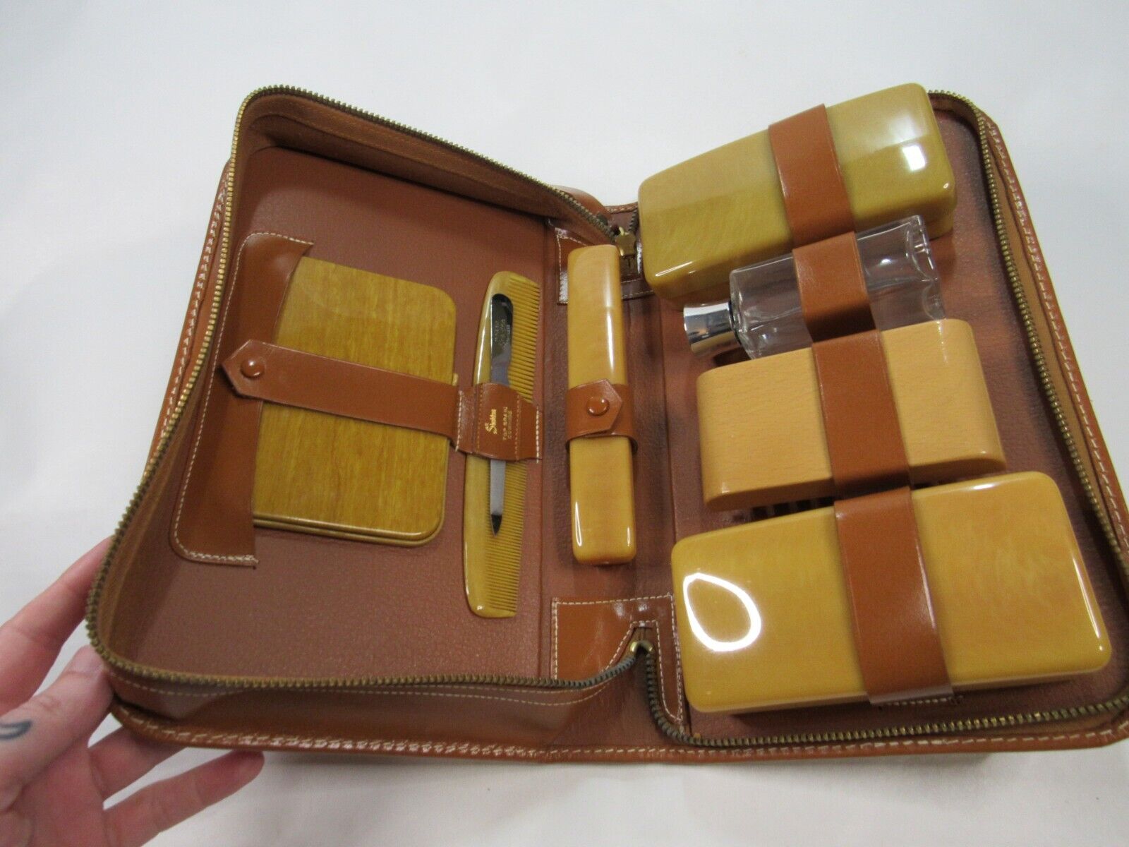 Unused Vintage Sheldon Travel Kit - Tan Leather - 1950's - Shave Kit - Grooming