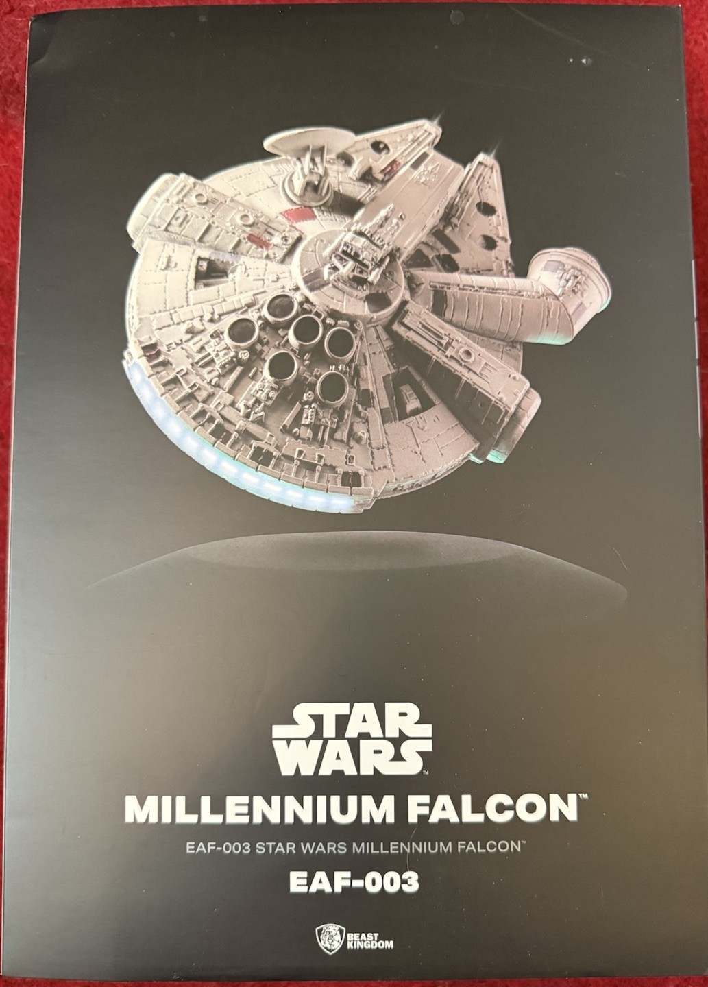 Star Wars Beast Kingdom Millennium Falcon Levitating Statue EAF-020