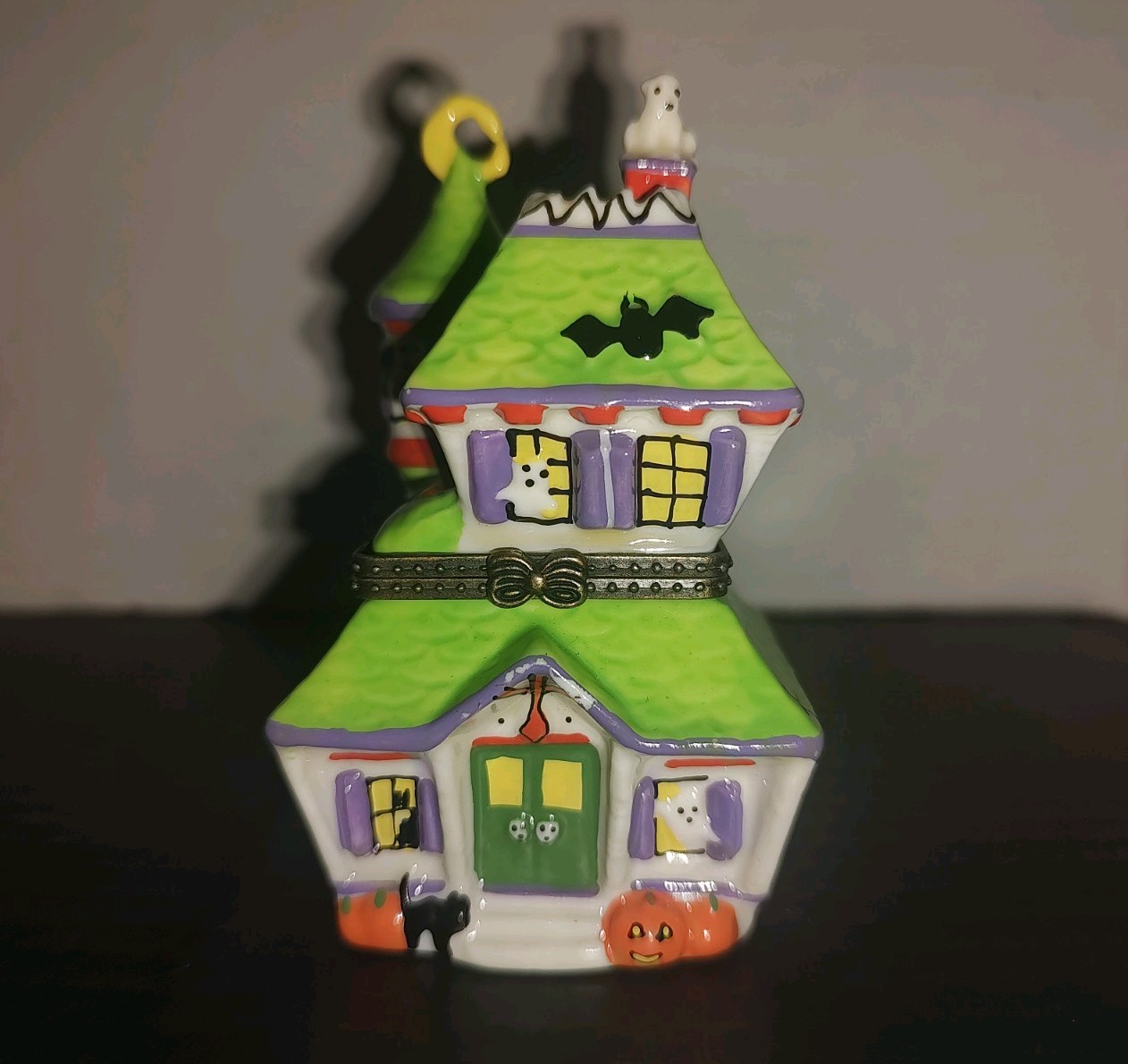 Midwest Of Cannon Falls GHOST HOUSE Halloween Porcelain Hinged Trinket Box RARE Midwest Of Cannon Falls GHOST HOUSE Halloween Porcelain Hinged Trinket Box RARE