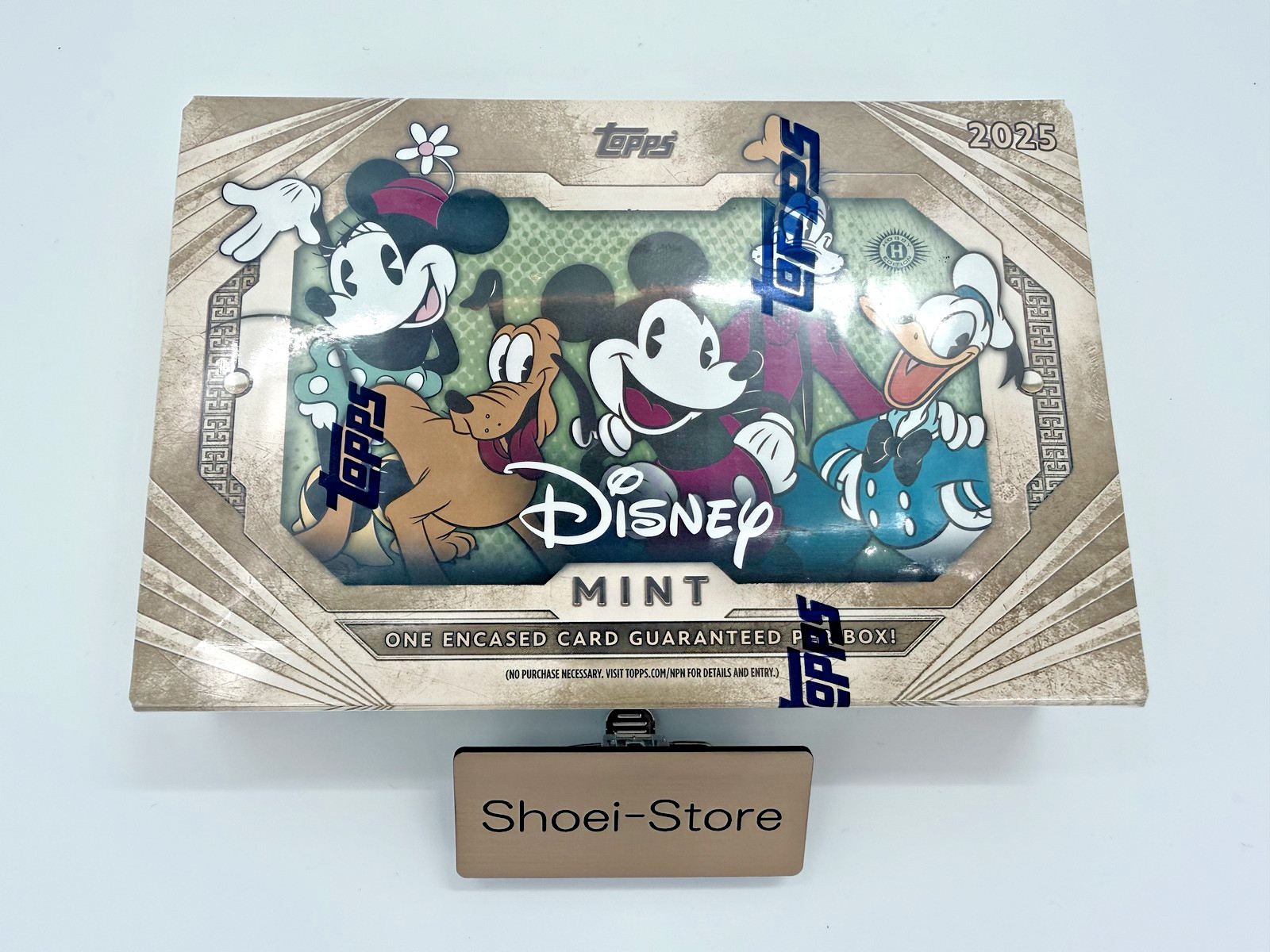 2025 Topps DISNEY MINT HOBBY BOX Trading Cards Collectible Rare NEW W/ Shrink 2025 Topps DISNEY MINT HOBBY BOX Trading Cards Collectible Rare NEW W/ Shrink