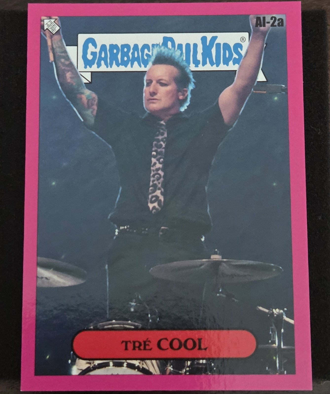Topps Garbage Pail Kids 2025 Green Day Tribute TRÉ COOL AI-2a Pink Parallel Topps Garbage Pail Kids 2025 Green Day Tribute TRÉ COOL AI-2a Pink Parallel