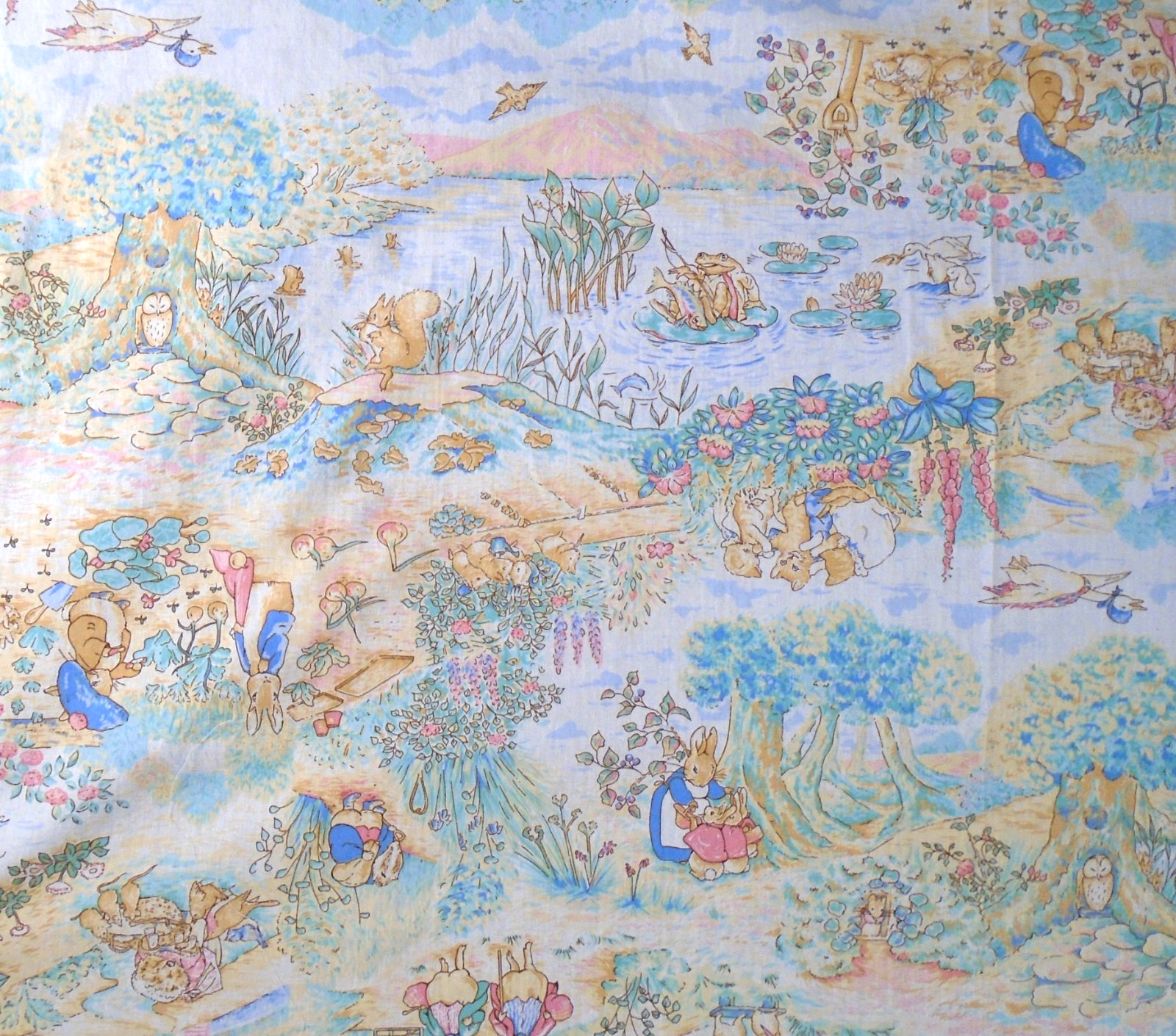 Vintage Beatrix Potter Print 1995 Frederick Warne & Co Cotton Fabric 45x37\