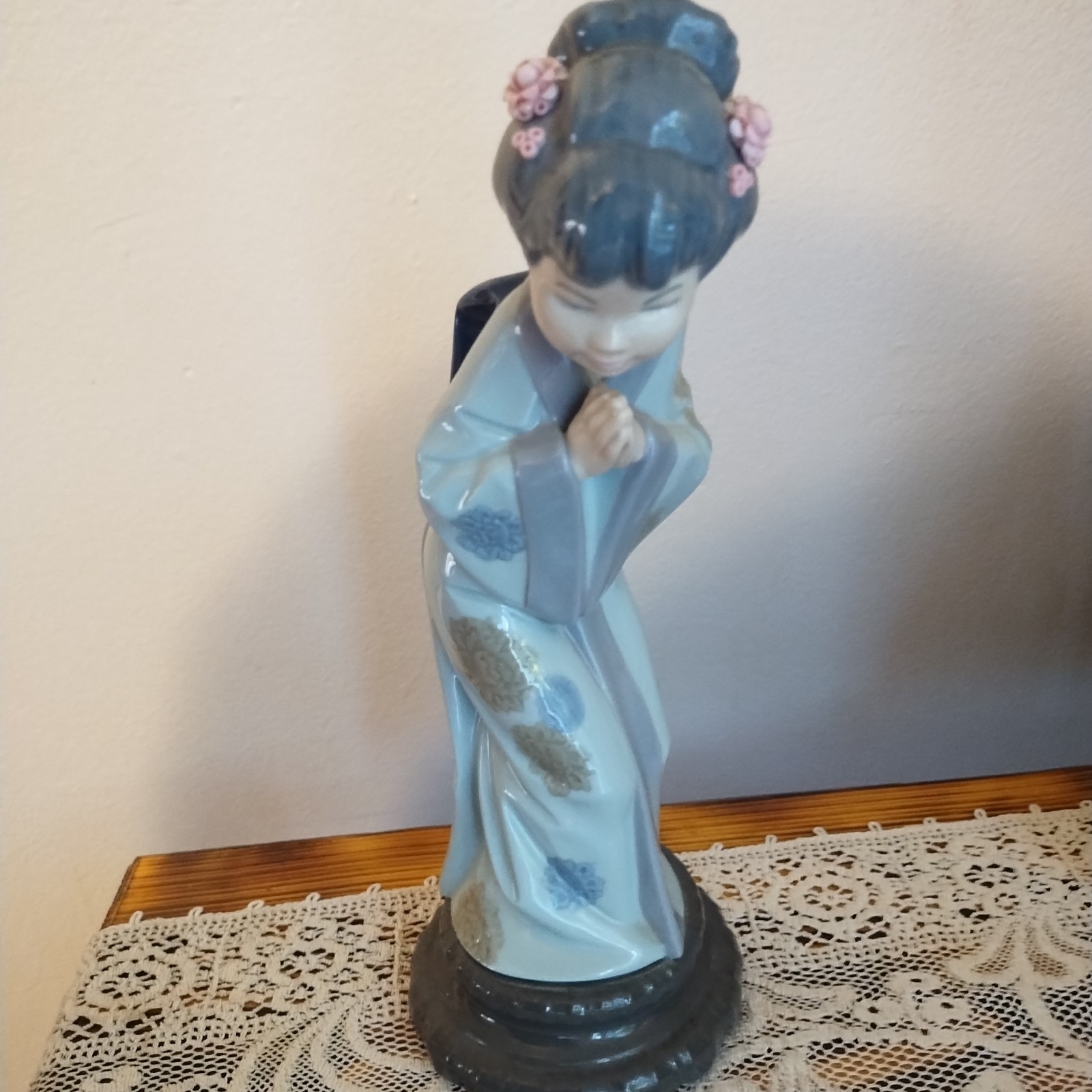 Vintage SAYONARA Lladro #4989 Glossy - Retired - No Box Vintage SAYONARA Lladro #4989 Glossy - Retired - No Box