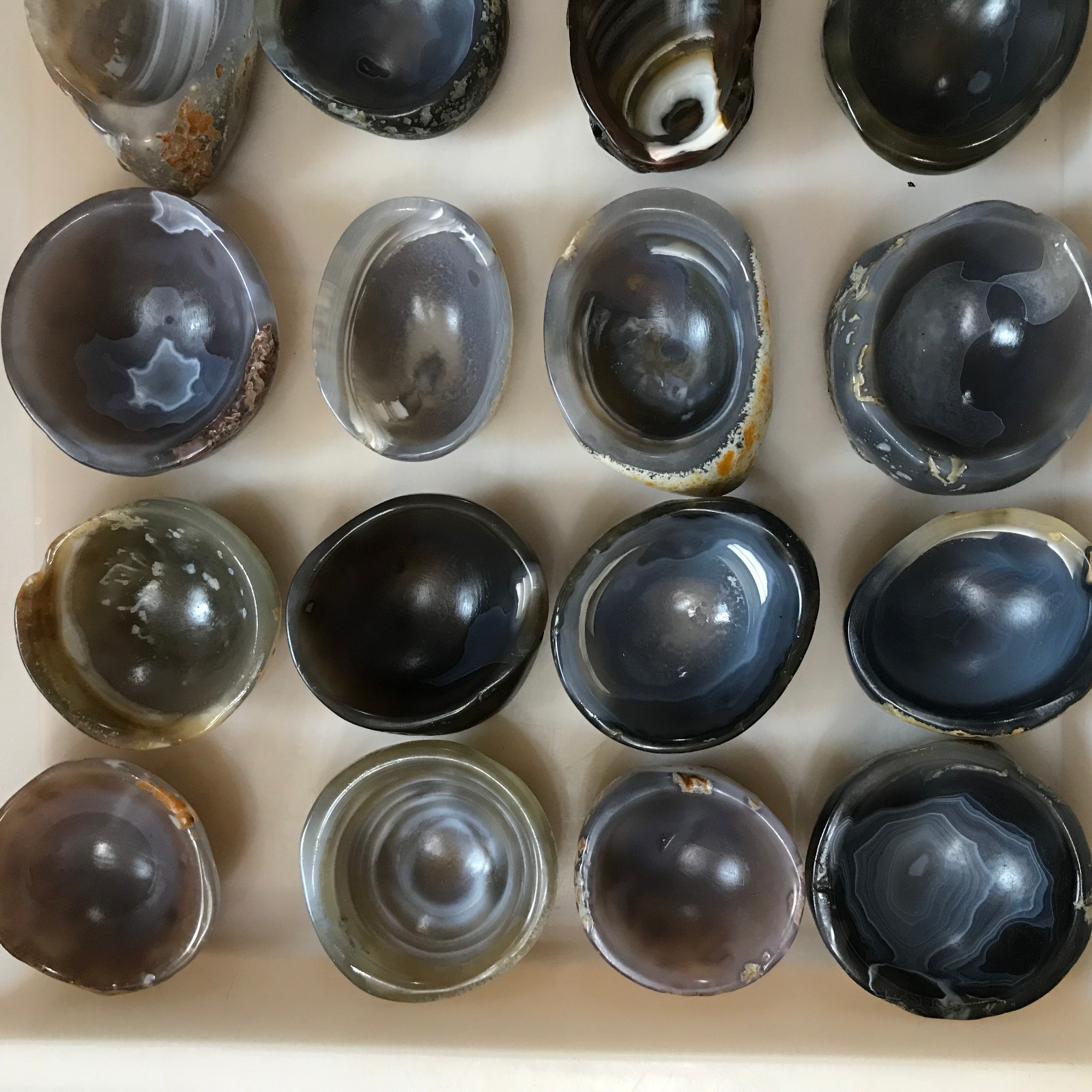 5pcs Wholesale Rare Gobi  eye silk banded face semi-precious stone bowl