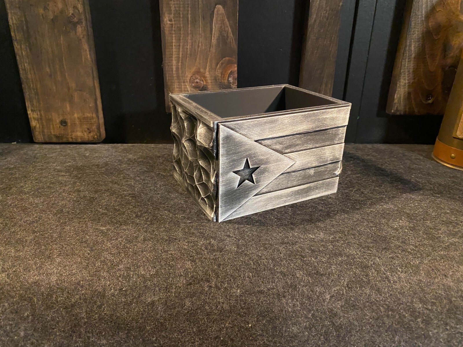 Vintage style Puerto Rico Flag Flower Pot Planter Pencil Cup Vintage style Puerto Rico Flag Flower Pot Planter Pencil Cup