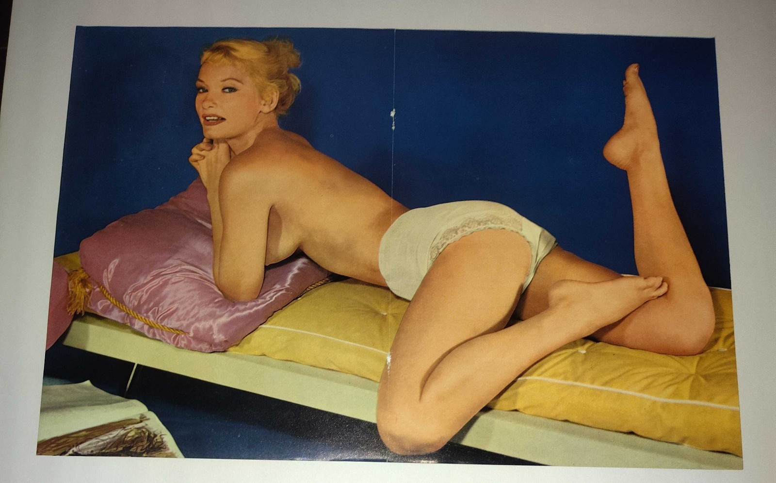 π₯ VINTAGE 1950s ESCAPADE MAGAZINE CENTERFOLD - DOUBLE-SIDED JAZZ HISTORY &... π₯ VINTAGE 1950s ESCAPADE MAGAZINE CENTERFOLD - DOUBLE-SIDED JAZZ HISTORY &...