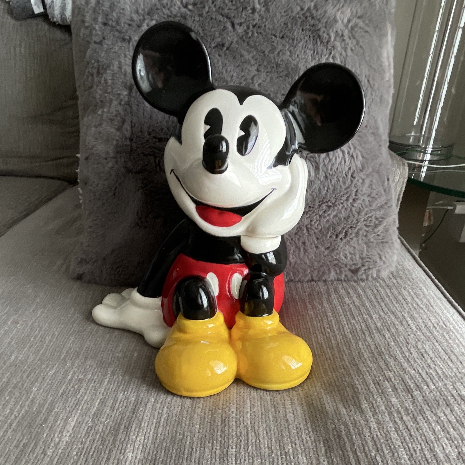 Treasure Craft Disney Mickey Mouse Ceramic Figurine Sitting Treasure Craft Disney Mickey Mouse Ceramic Figurine Sitting
