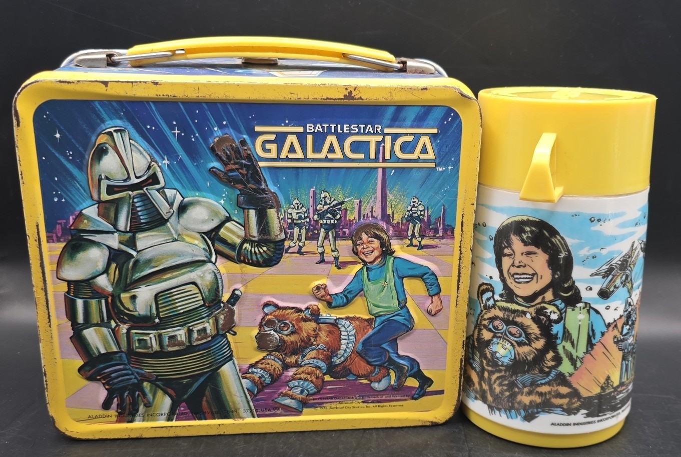 BATTLESTAR GALATICA Vintage 1978 Metal Lunchbox & Thermos Cult Classic Sci-fi TV BATTLESTAR GALATICA Vintage 1978 Metal Lunchbox & Thermos Cult Classic Sci-fi TV