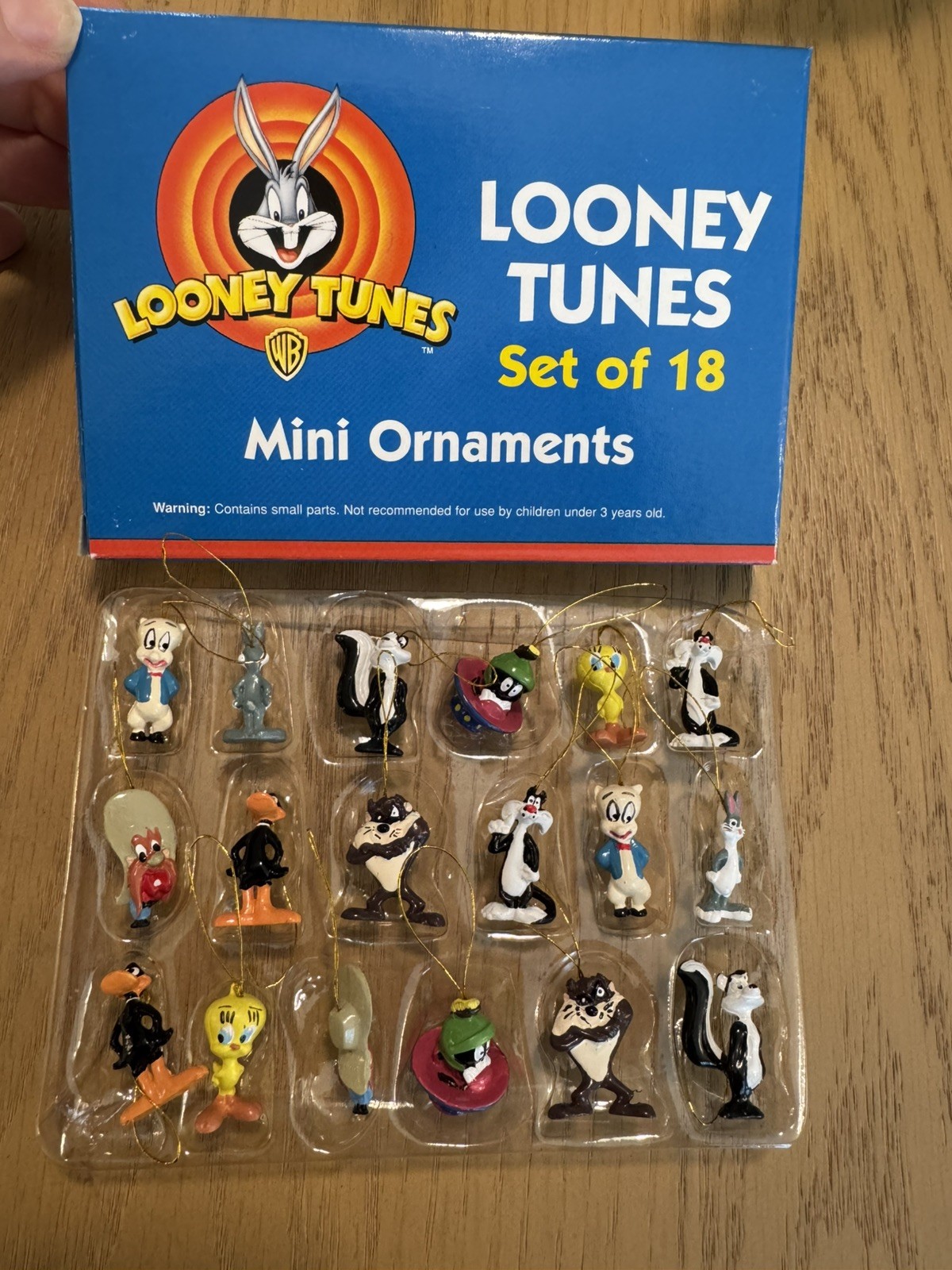 1999 Vintage LOONEY TUNES Christmas Mini Ornaments Set of 18 SEALED Inner Pack 1999 Vintage LOONEY TUNES Christmas Mini Ornaments Set of 18 SEALED Inner Pack