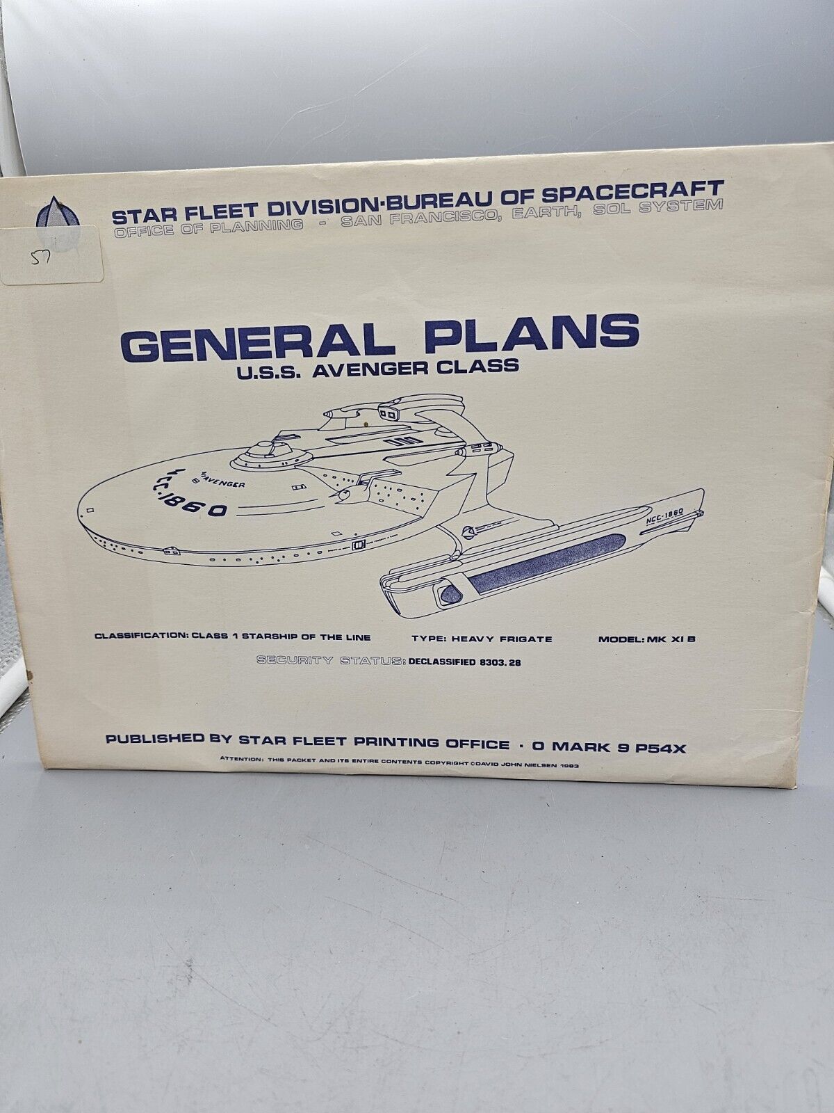Star Trek General Plans Blueprints USS Avenger Class 1983 Star Fleet Spacecraft