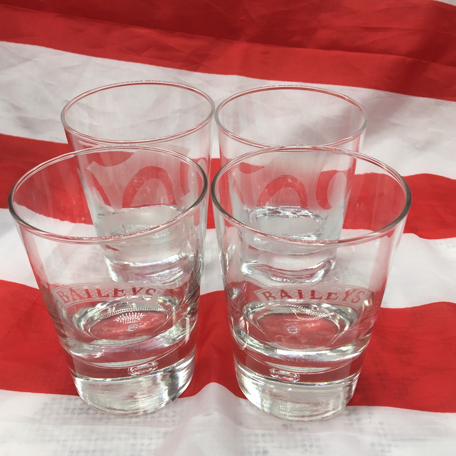 LOT of 4 Baileys Irish Cream Clear Glass Bubble Base 2 Different Designs LOT of 4 Baileys Irish Cream Clear Glass Bubble Base 2 Different Designs