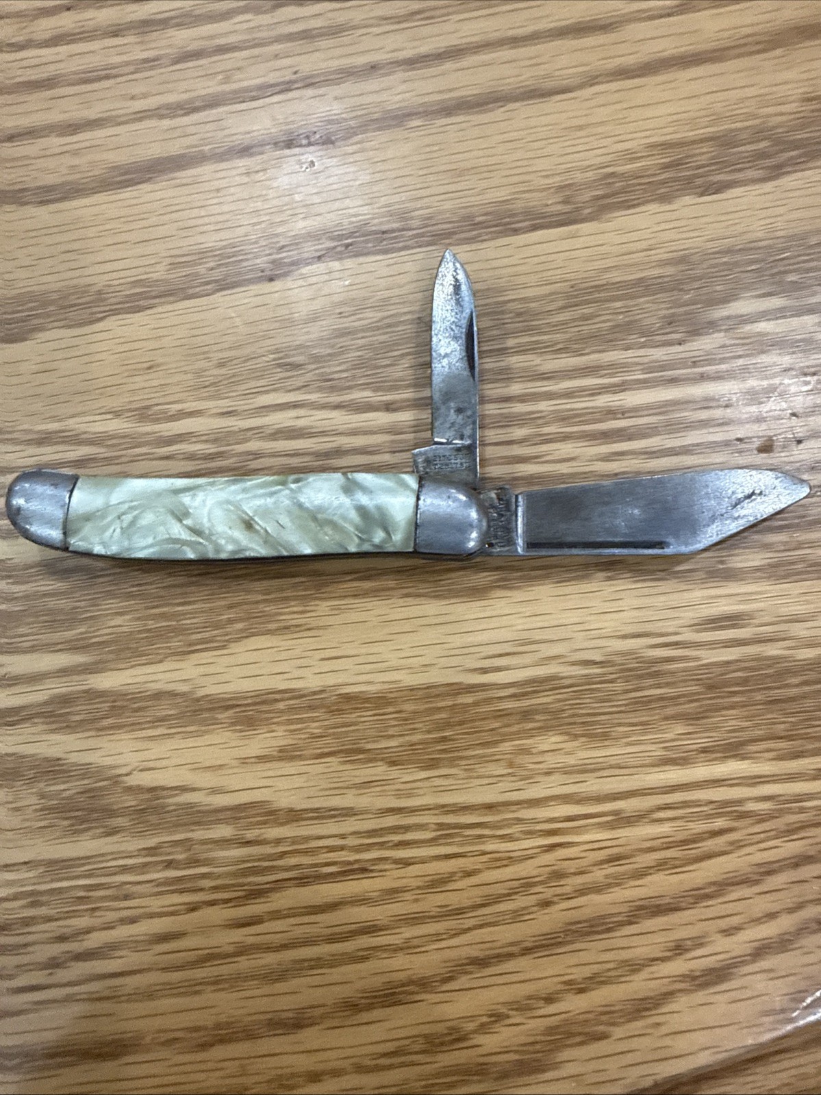 Vintage Imperial Hammer Brand Pocket Knife 2 Blade Cracked Ice Celluloid 2170537 Vintage Imperial Hammer Brand Pocket Knife 2 Blade Cracked Ice Celluloid 2170537