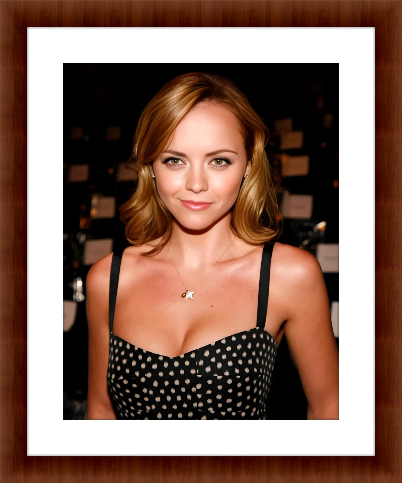 Christina Ricci 8.5 x 11 Candid Color Unframed Photograph Collectable Art Print