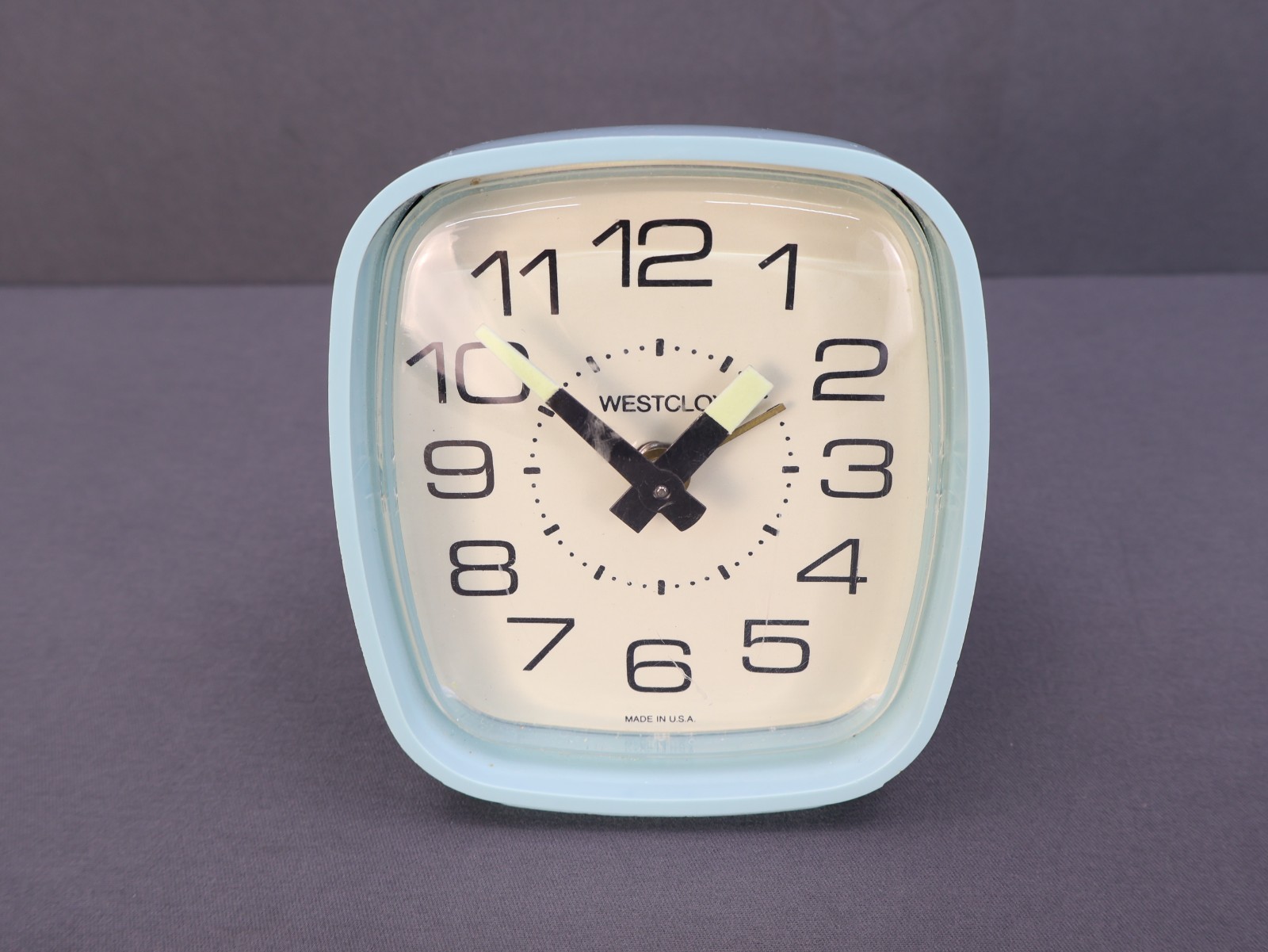 Vtg Westclox alarm clock analog dial spring wound mechanical movement Blue USA