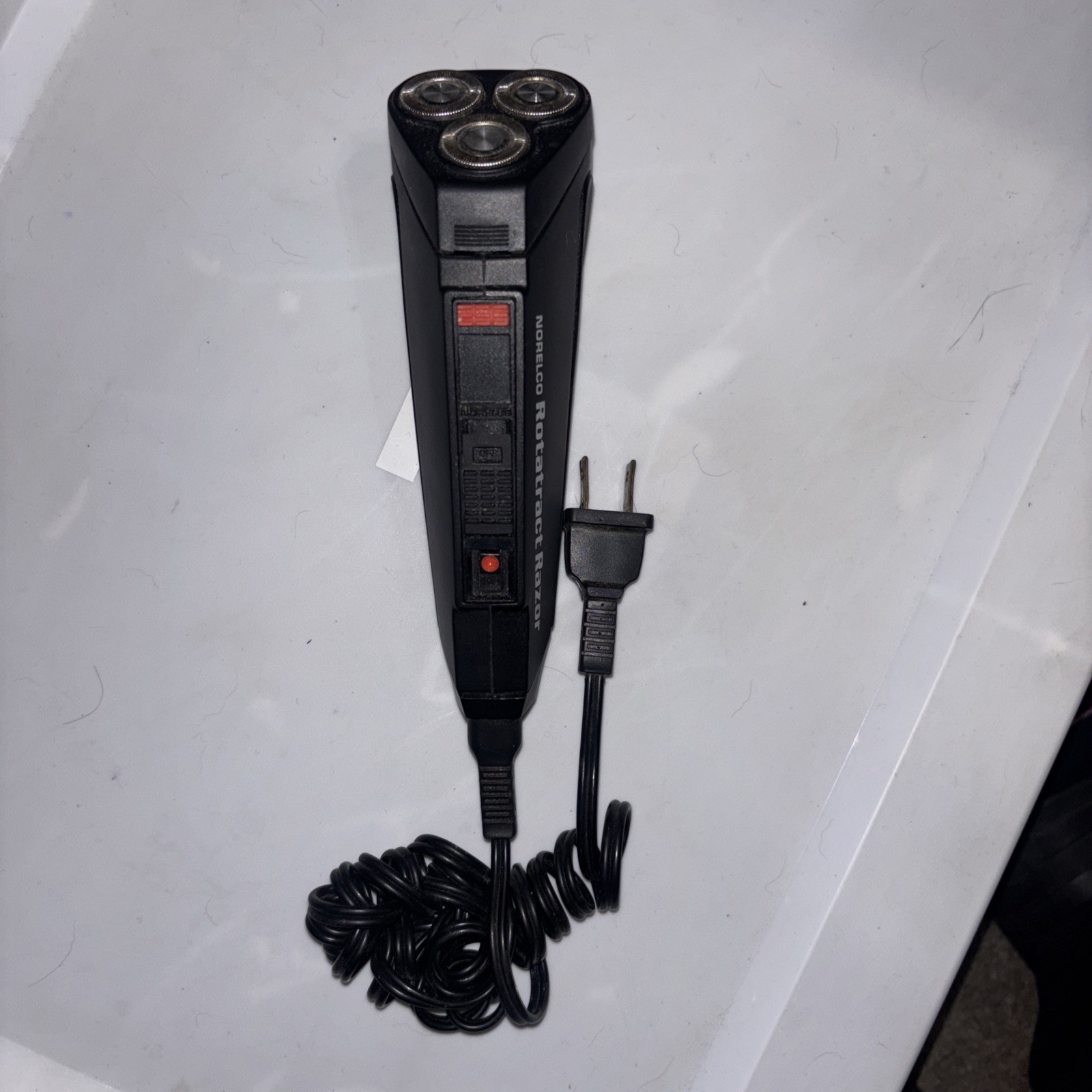 Vintage Norelco HP1602 Rotatract Razor Shaver Electric Black Men's Tripleheader Vintage Norelco HP1602 Rotatract Razor Shaver Electric Black Men's Tripleheader