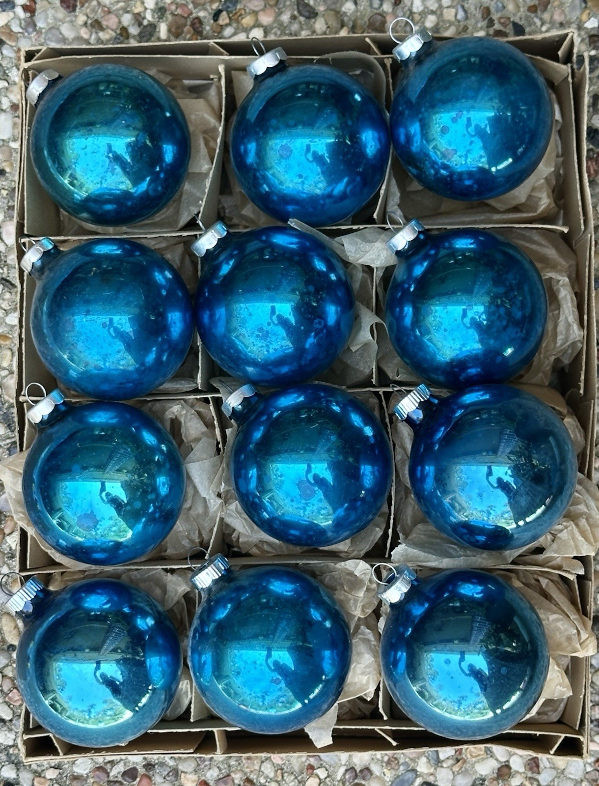 Vintage Shiny Brite Made In USA Solid Blue Glass Ornaments Vintage Shiny Brite Made In USA Solid Blue Glass Ornaments