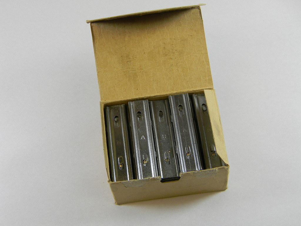 BOX OF 40 PIECES SWEDISH MAUSER M96 STRIPPER CLIPS FOR SPRINGFIELD 1903A3 BOX OF 40 PIECES SWEDISH MAUSER M96 STRIPPER CLIPS FOR SPRINGFIELD 1903A3