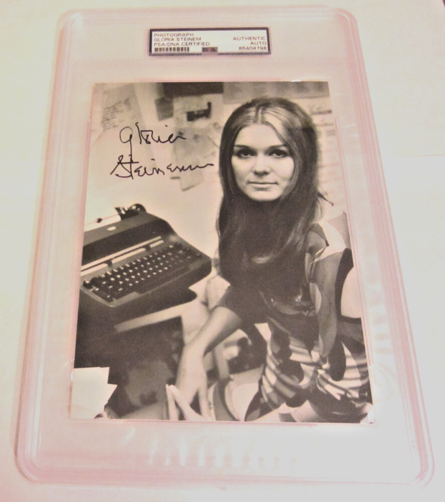 Gloria Steinem social sctivist signed autographed PSA authentic 5x7 founder NOW Gloria Steinem social sctivist signed autographed PSA authentic 5x7 founder NOW