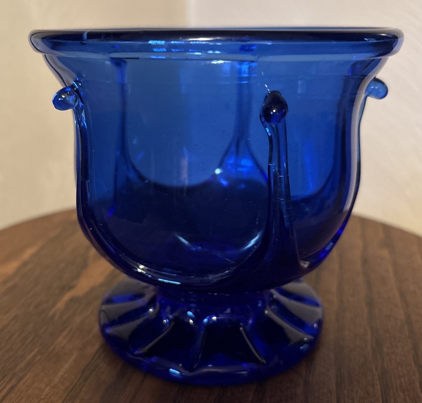 Vintage Jamestown Glasshouse Cobalt Blue Governor’s Vase 1979 ~ Signature Piece Vintage Jamestown Glasshouse Cobalt Blue Governor’s Vase 1979 ~ Signature Piece