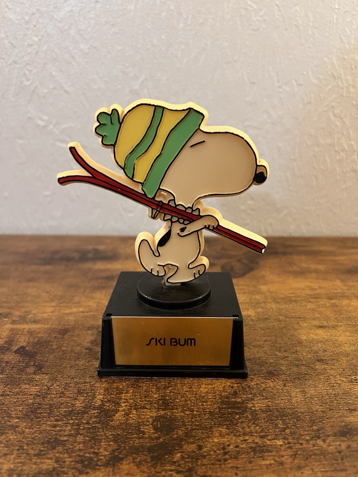 Snoopy Ski Bum Charlie Brown Peanuts Aviva Statue 1970 Handcrafted Hong Kong Snoopy Ski Bum Charlie Brown Peanuts Aviva Statue 1970 Handcrafted Hong Kong