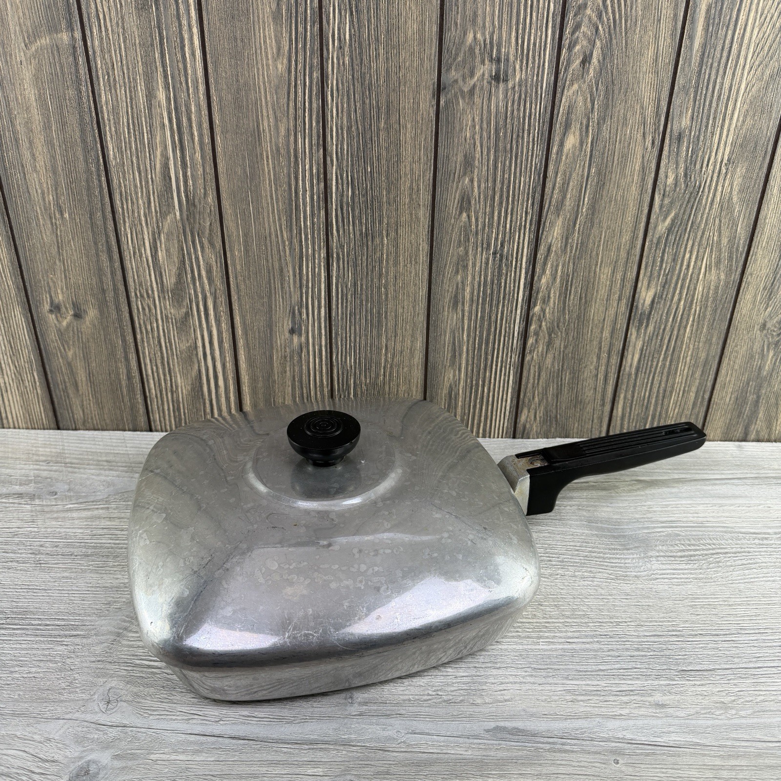 Vintage Wagner Ware 4510 Sidney O Magnalite 10\