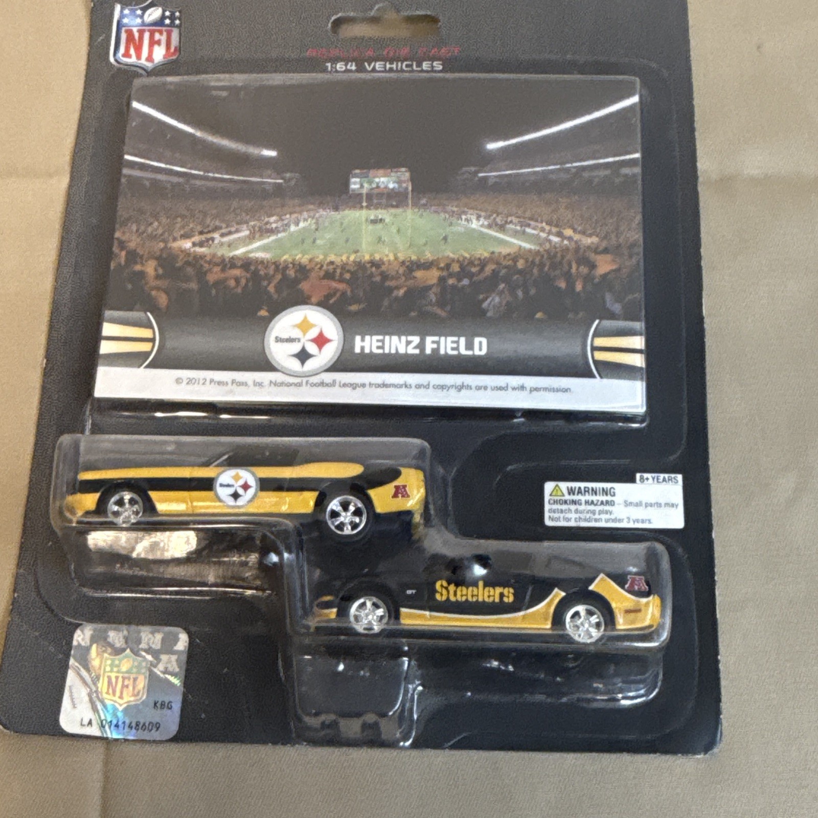 2012 Press Pass Heinz Field Steelers 1:64 Die-Cast 2 Pack New 2012 Press Pass Heinz Field Steelers 1:64 Die-Cast 2 Pack New