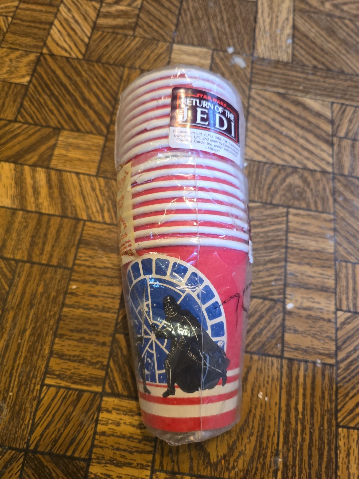 VINTAGE 1983 ROTJ RETURN OF THE JEDI DESIGNWARE PAPER PARTY CUPS 16 DARTH VADER