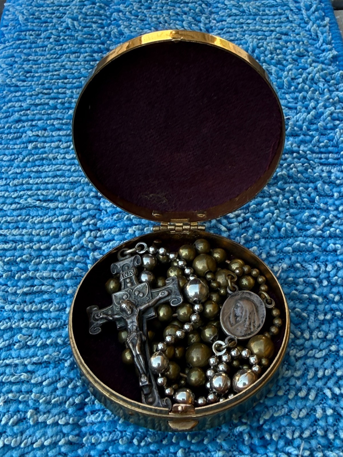 Antique WW2 Military Pull Chain Rosary with Vintage Case Antique WW2 Military Pull Chain Rosary with Vintage Case