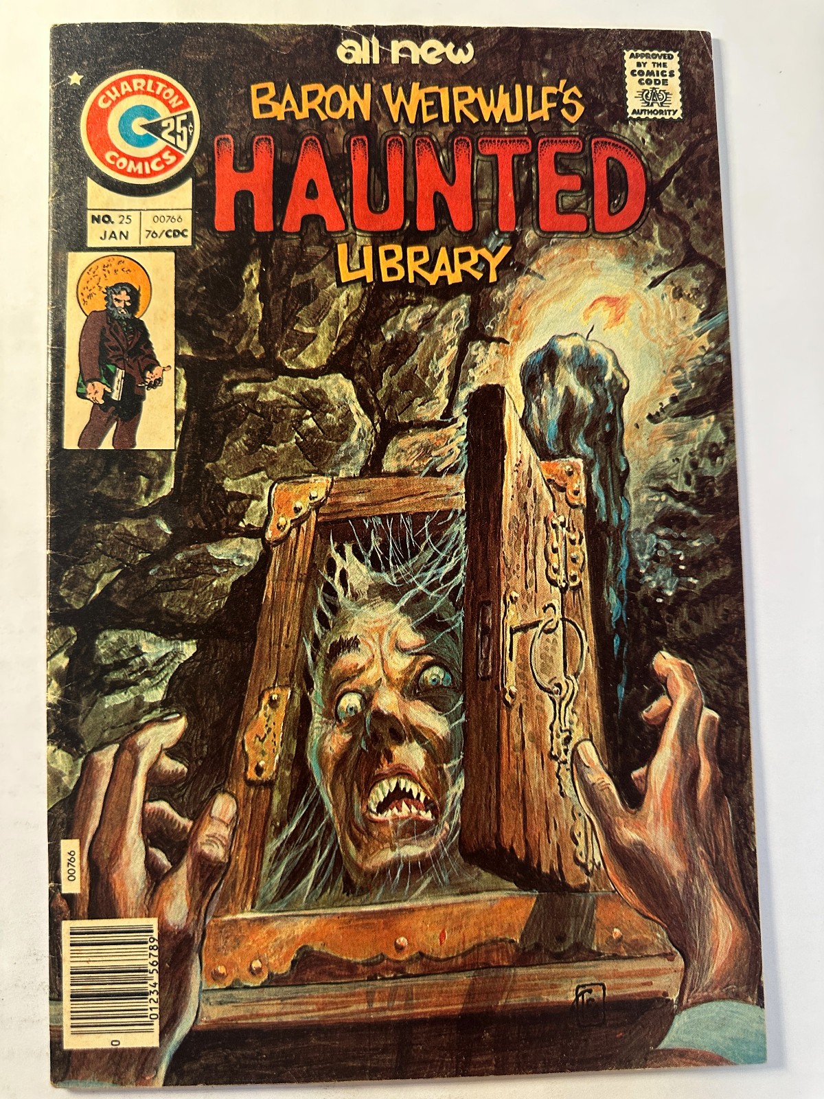 Haunted #25 Tom Sutton cover (Charlton 1975) VF Haunted #25 Tom Sutton cover (Charlton 1975) VF