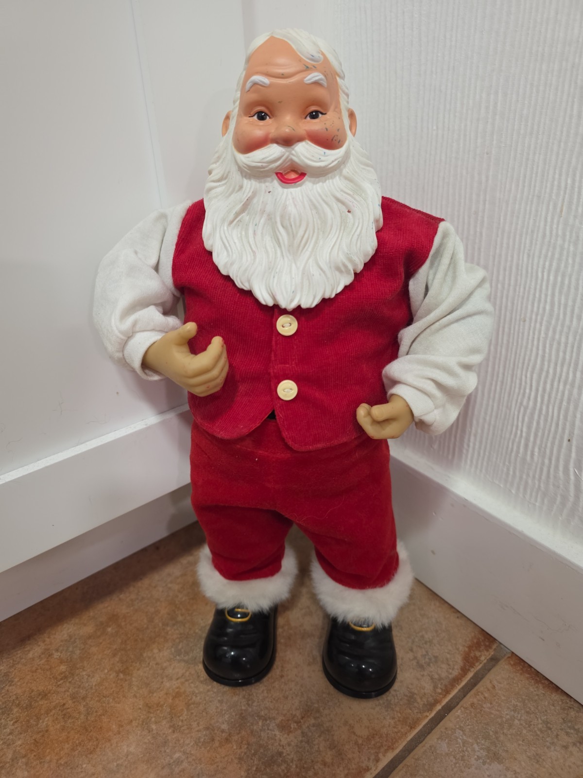 Vintage 1999 Radio Shack Christmas Rockin Santa Animated Singing Dancing 12 Inch Vintage 1999 Radio Shack Christmas Rockin Santa Animated Singing Dancing 12 Inch