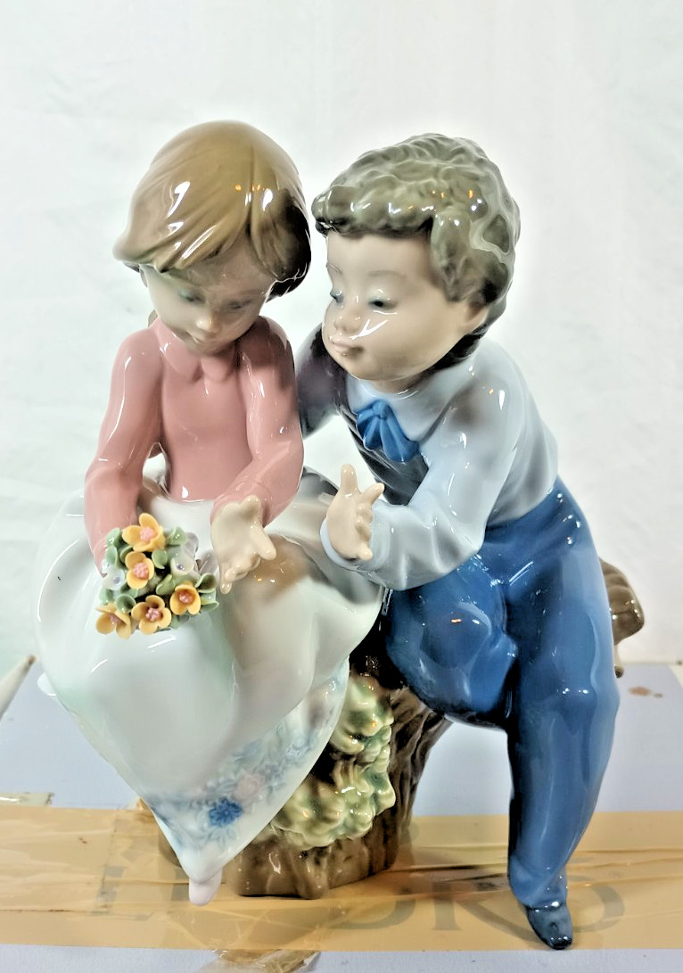 Lladro figurine Lladro figurine