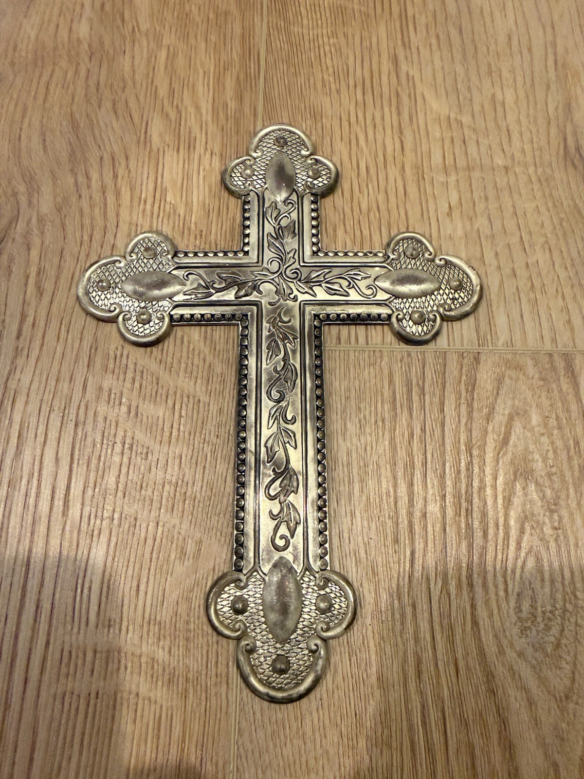 International Silver Co Silverplated Wall Cross Hanging Religious Decor 8in International Silver Co Silverplated Wall Cross Hanging Religious Decor 8in