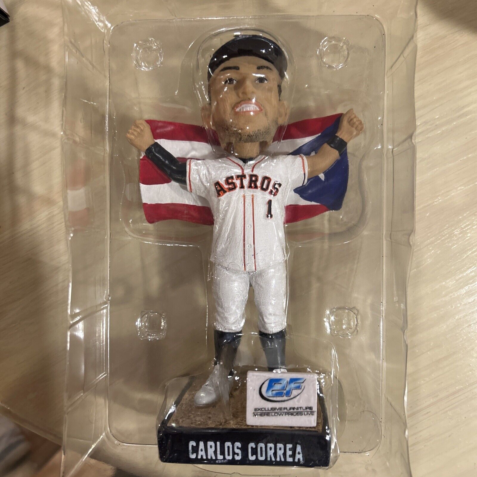 Carlos Correa Bobble  Representing His Home Flag Must Have For Any Fan
