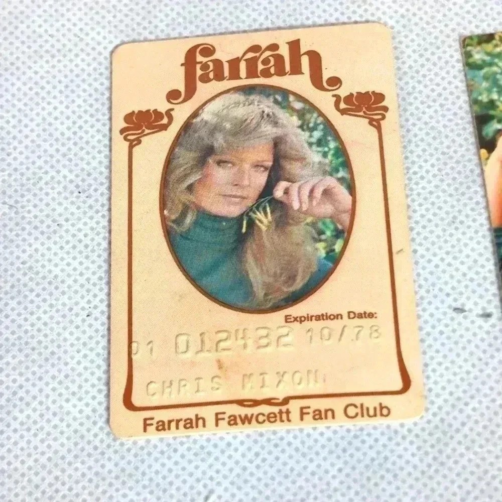 Original 1978 Farrah Fawcett Fan Club card and pictures credit card style Original 1978 Farrah Fawcett Fan Club card and pictures credit card style