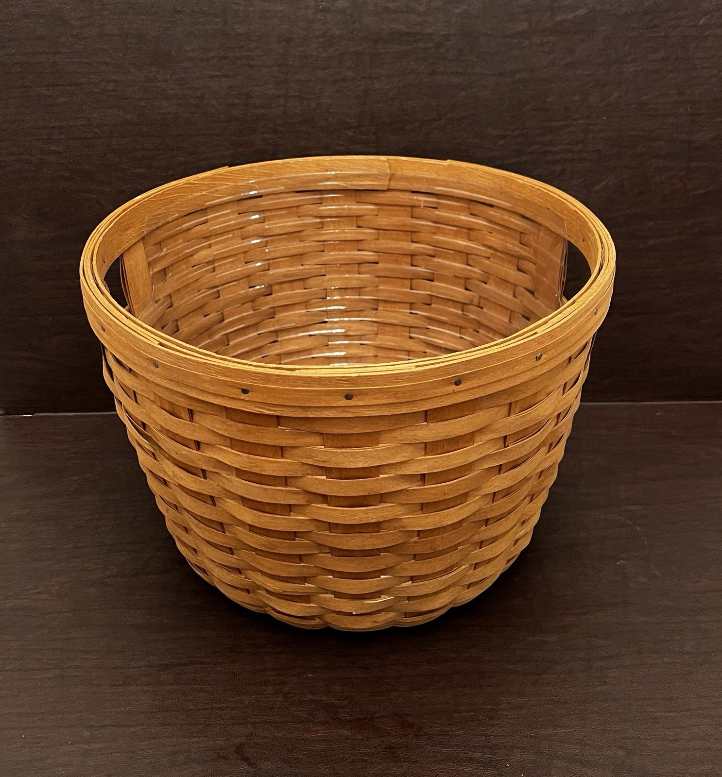 Vtg 1992 Longaberger Classic Corn /Apple Woven Basket XL W/Handles 16” x 11” Vtg 1992 Longaberger Classic Corn /Apple Woven Basket XL W/Handles 16” x 11”