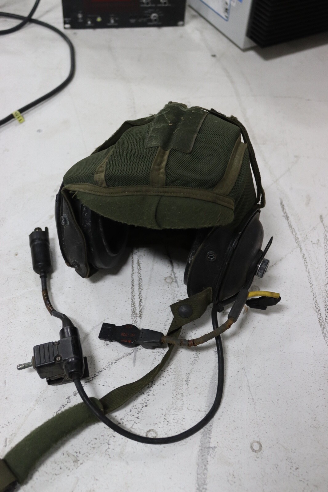Gentex Combat Vehicle Tank Crewmens Helmet Liner Only Gentex Combat Vehicle Tank Crewmens Helmet Liner Only