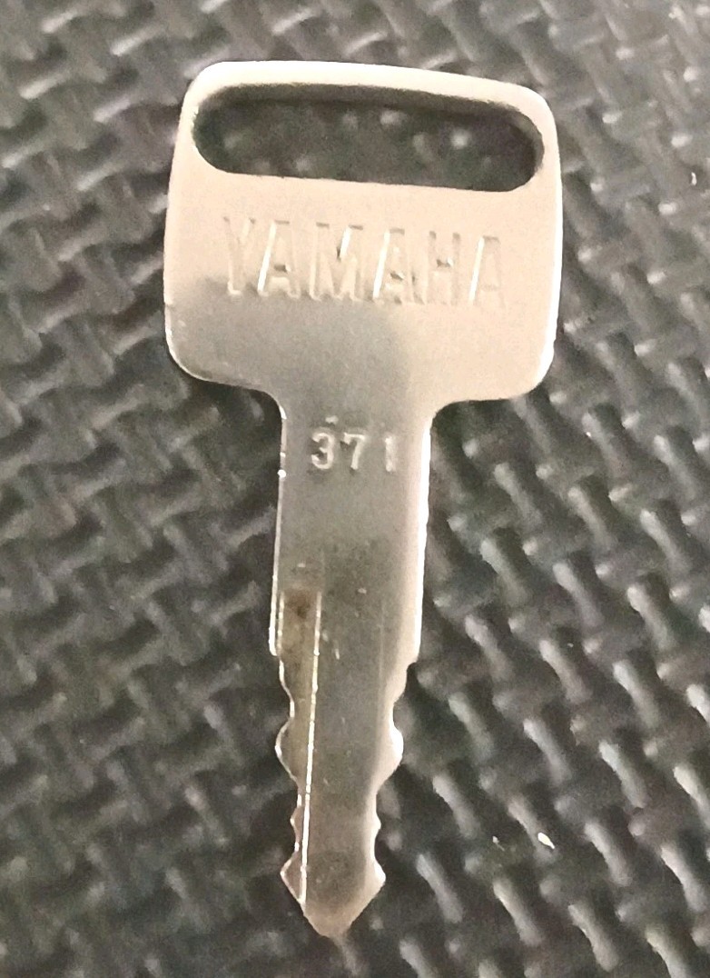 Yamaha Outboard Marine Boat Key #371 Yamaha Outboard Marine Boat Key #371